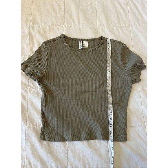 H&M CROPPED T-SHIRT - Picture 5 of 9